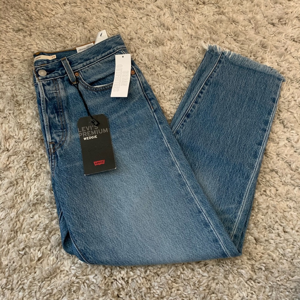 Levi’s wedgie